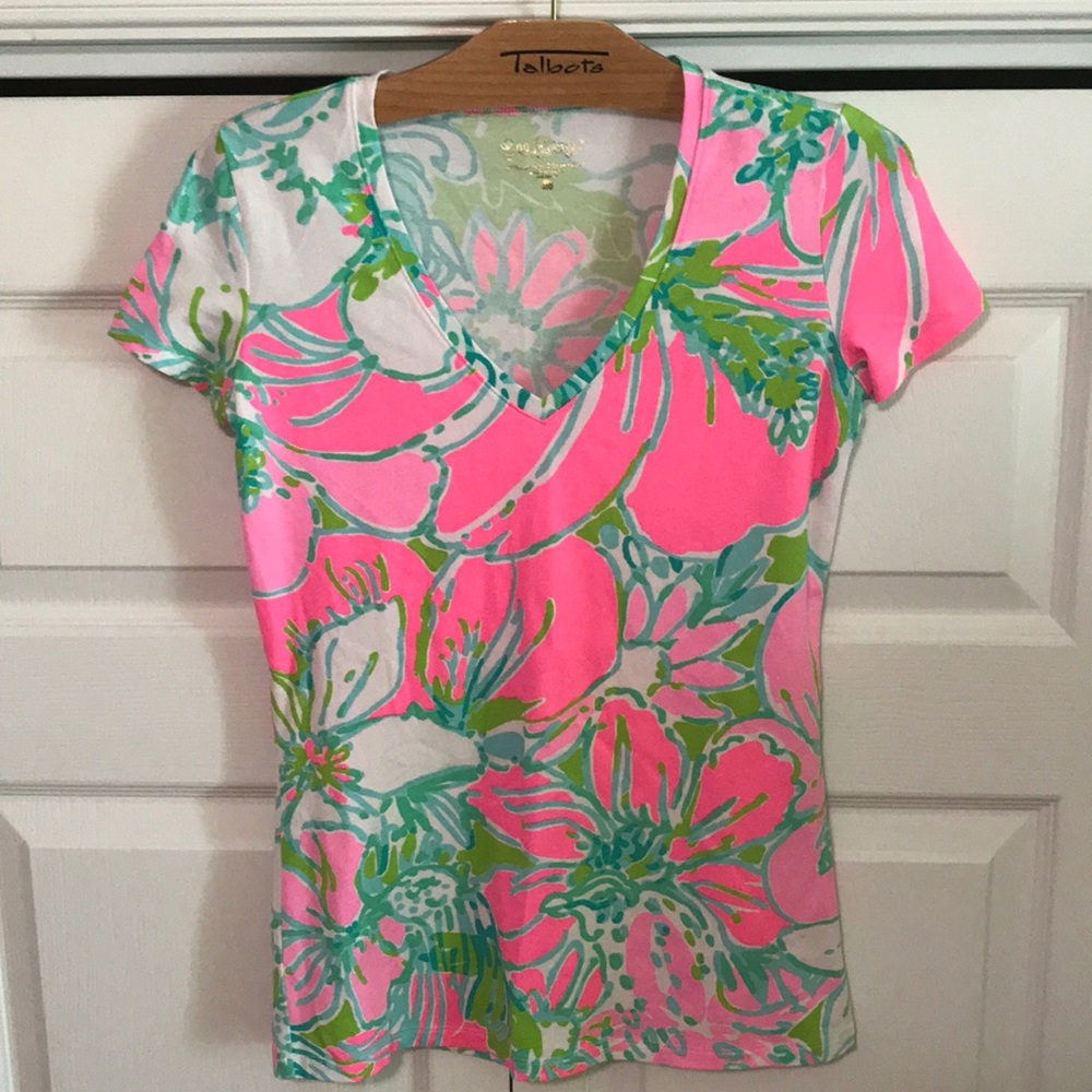 Lilly Pulitzer XS V Neck
